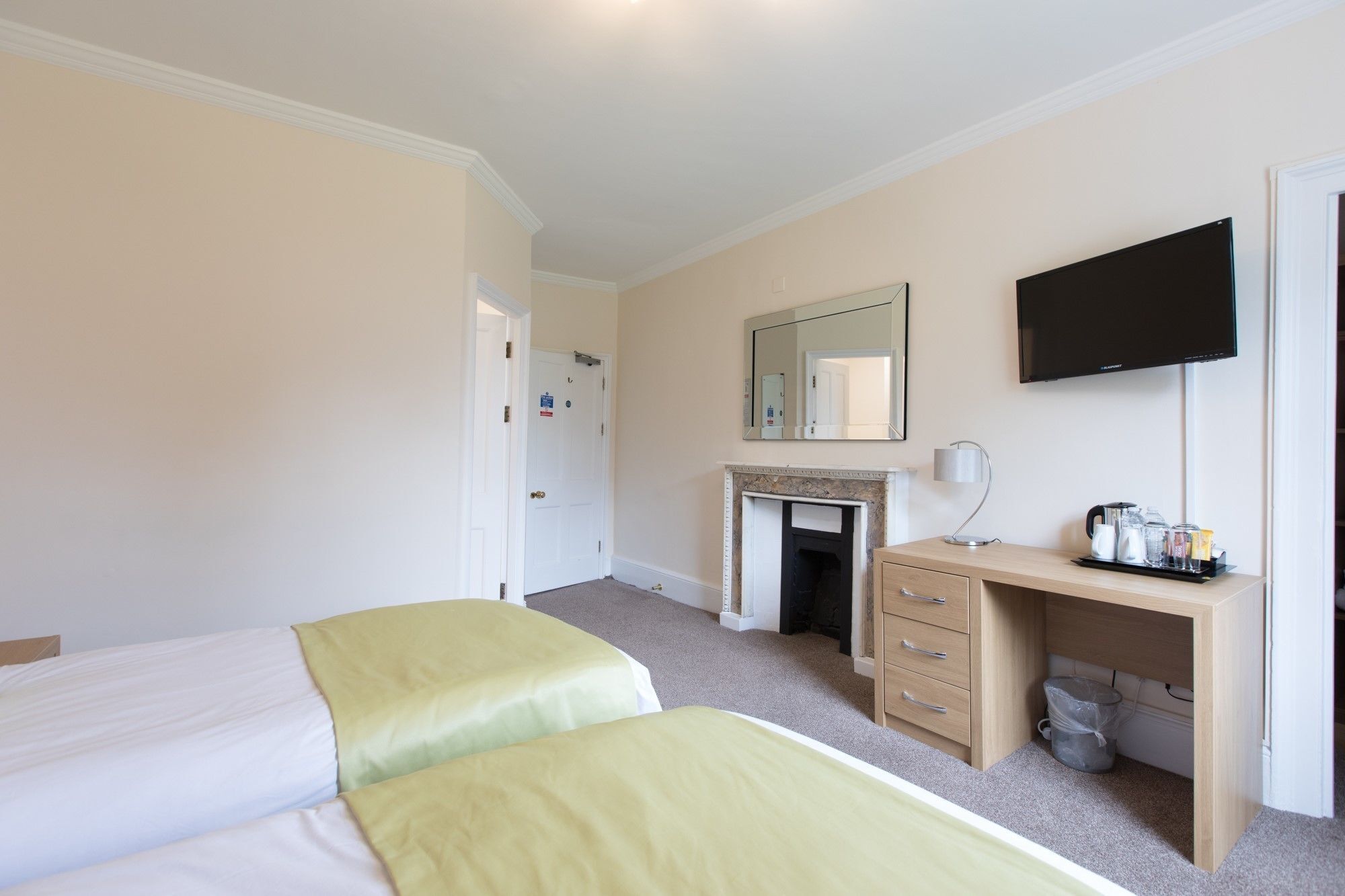 Hotel Gilwell Park à Chingford Extérieur photo