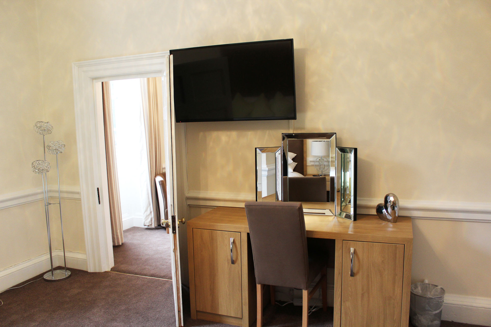 Hotel Gilwell Park à Chingford Extérieur photo