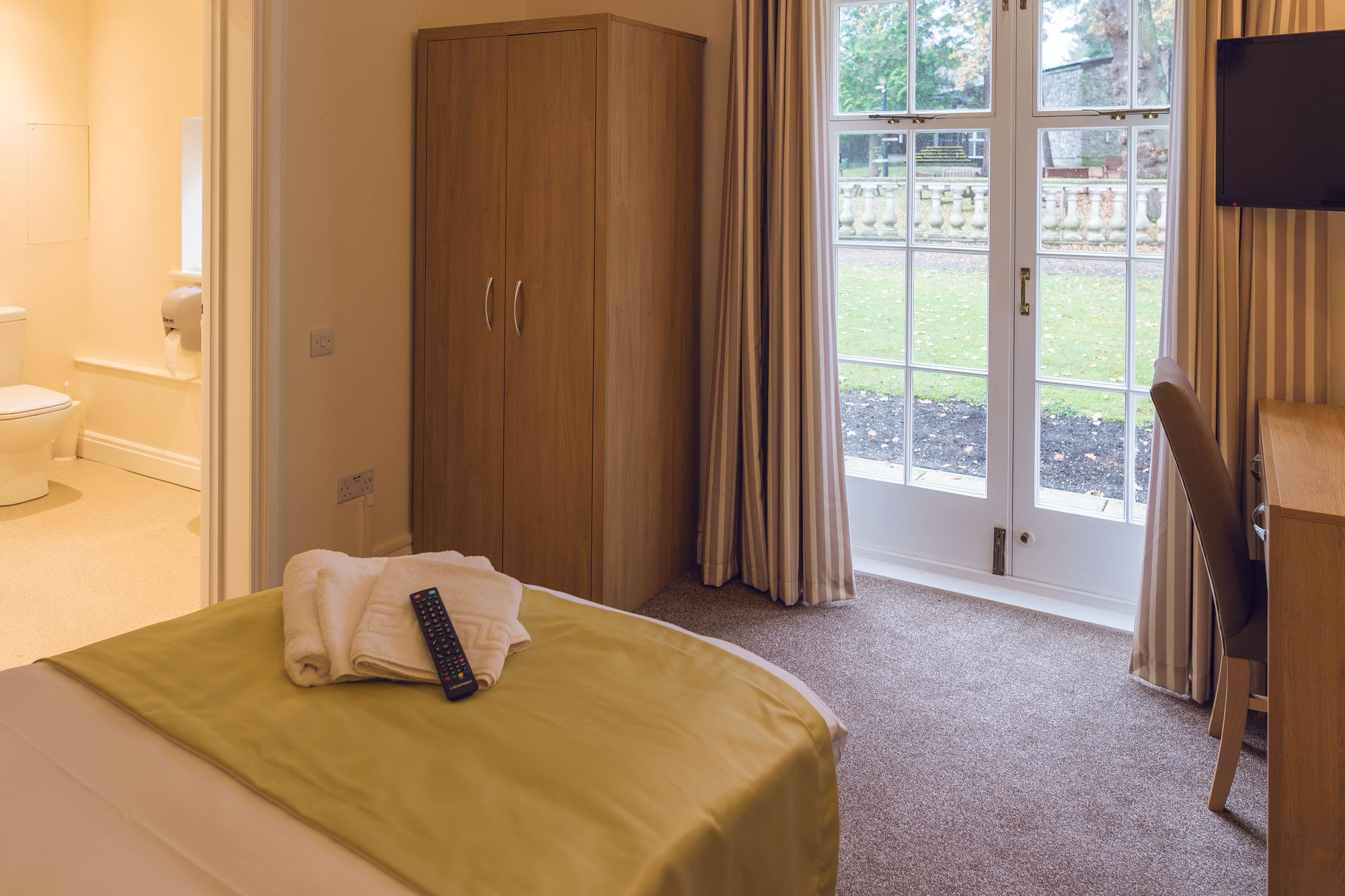 Hotel Gilwell Park à Chingford Extérieur photo