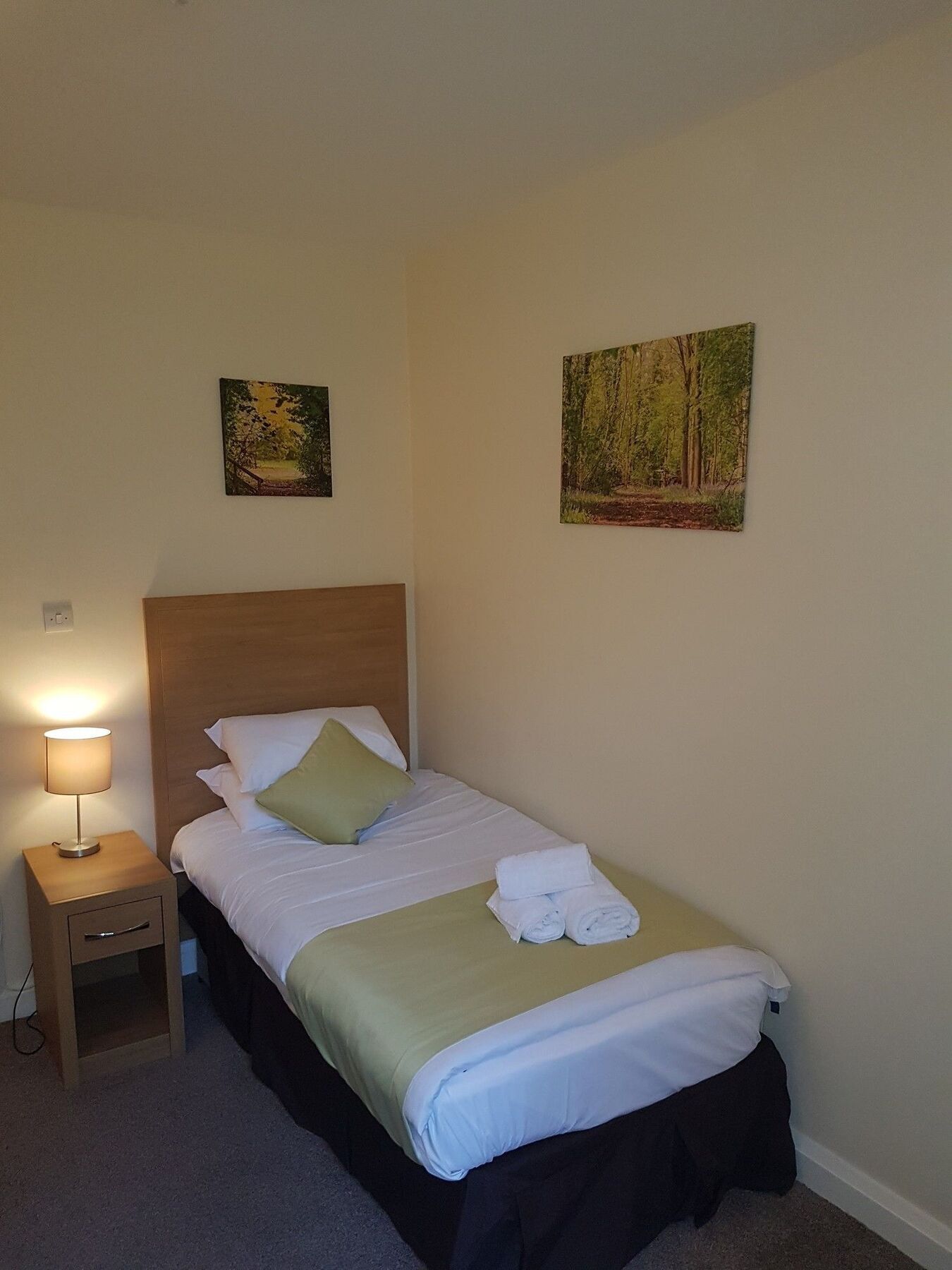 Hotel Gilwell Park à Chingford Extérieur photo