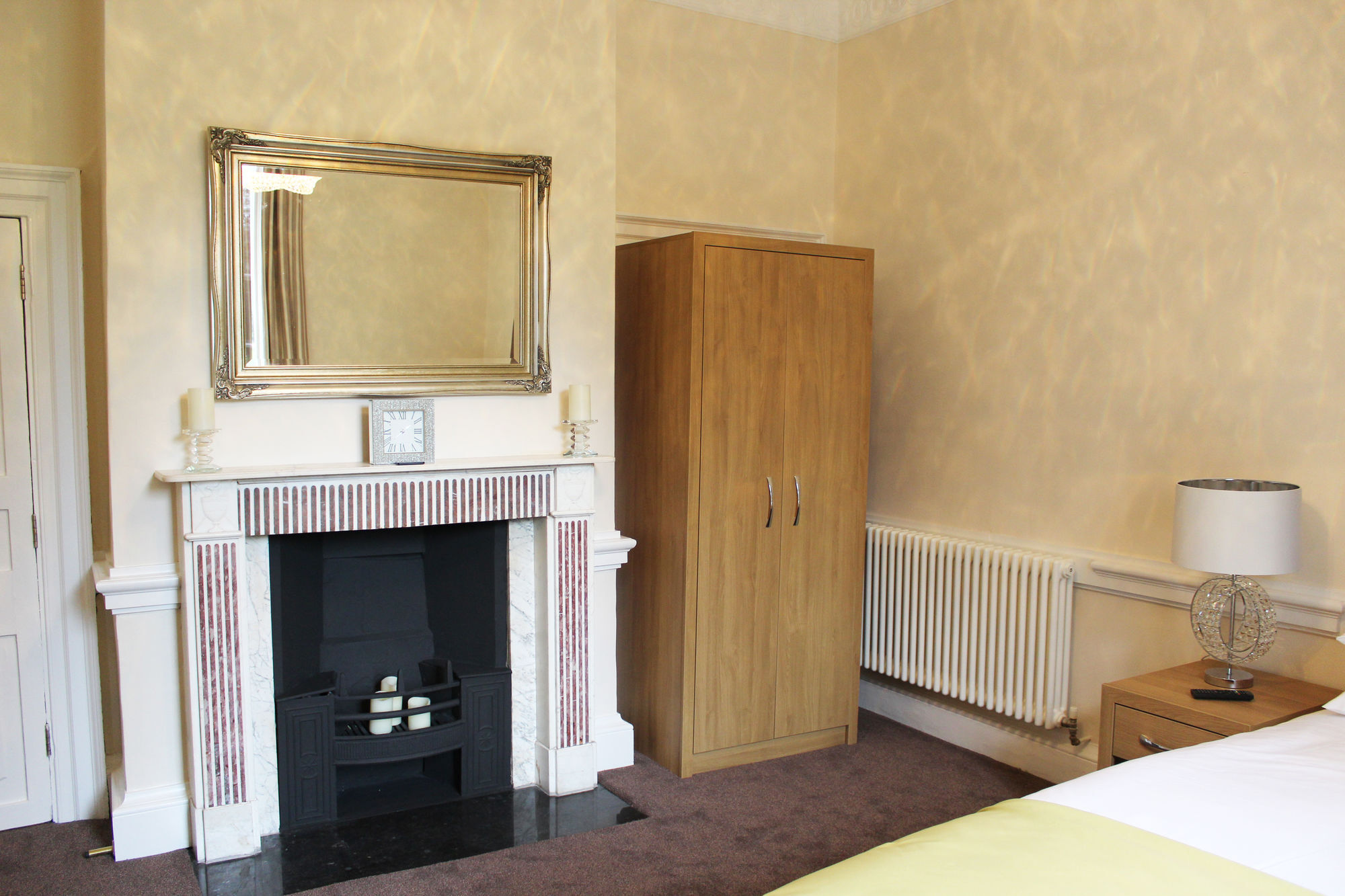 Hotel Gilwell Park à Chingford Extérieur photo